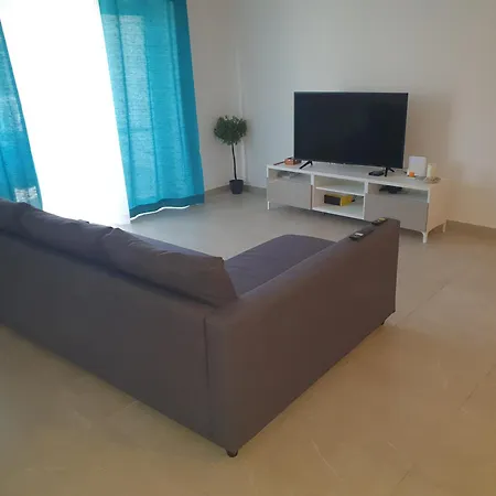 בית אירוח Flight *